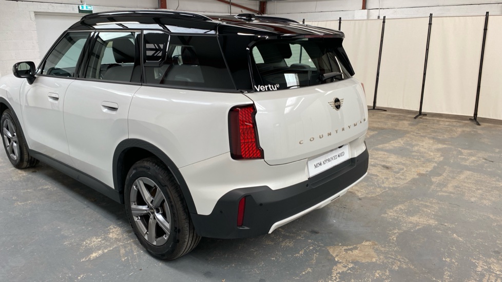 MINI Countryman 1.5 C Classic 5dr Auto Petrol Hatchback - Image 24