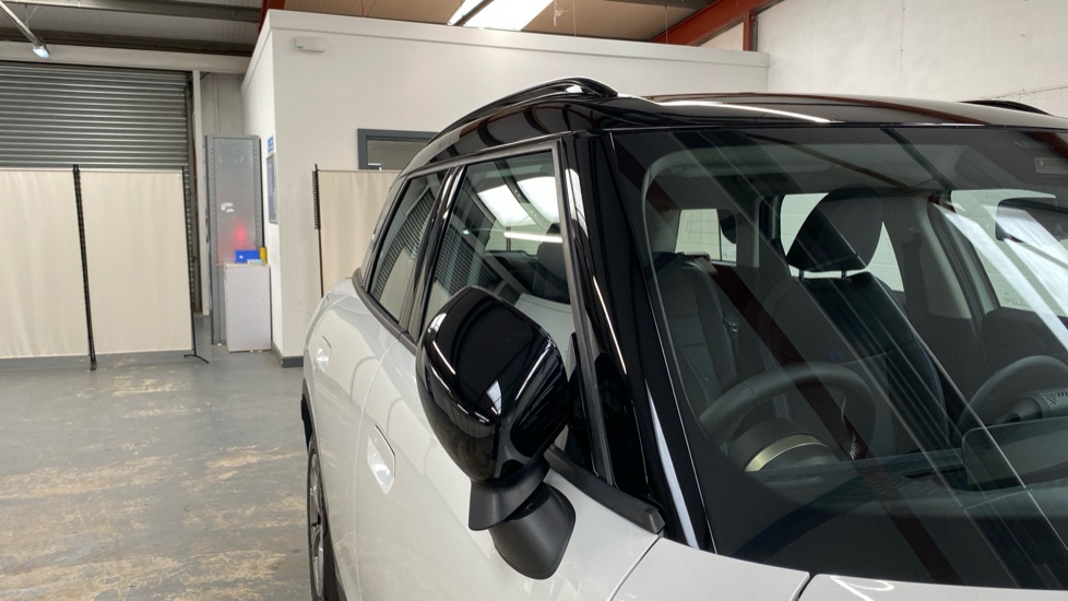 MINI Countryman 1.5 C Classic 5dr Auto Petrol Hatchback - Image 27