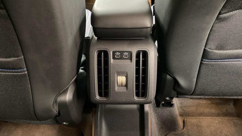 MINI Countryman 1.5 C Classic 5dr Auto Petrol Hatchback - Image 38