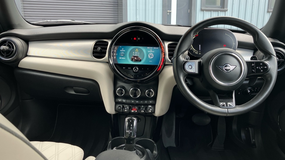 MINI Hatchback 2.0 Cooper S Exclusive 3dr Auto Petrol Hatchback - Image 4
