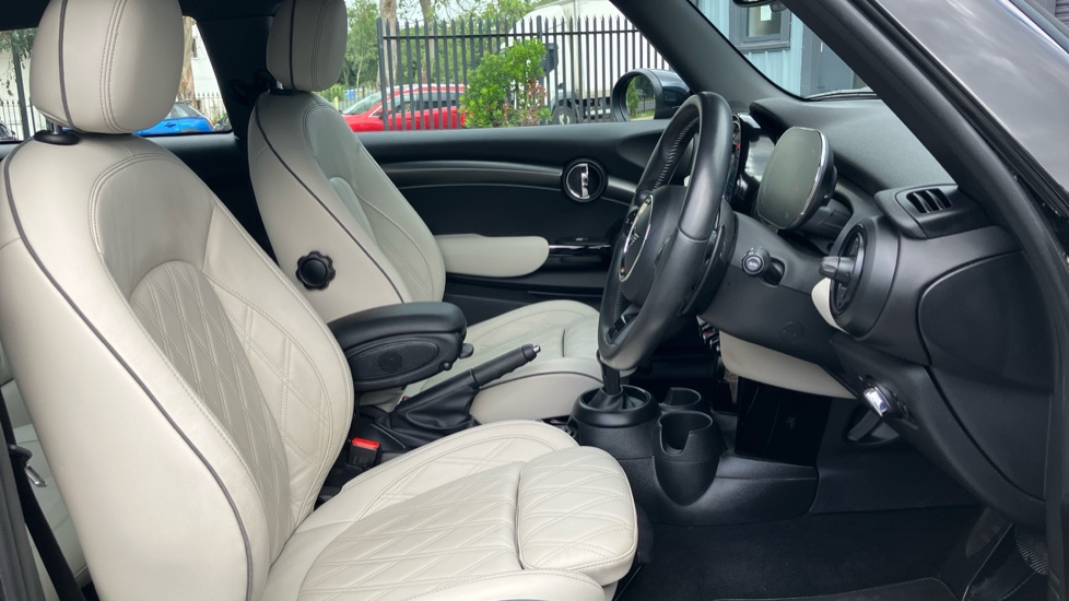MINI Hatchback 2.0 Cooper S Exclusive 3dr Auto Petrol Hatchback - Image 11