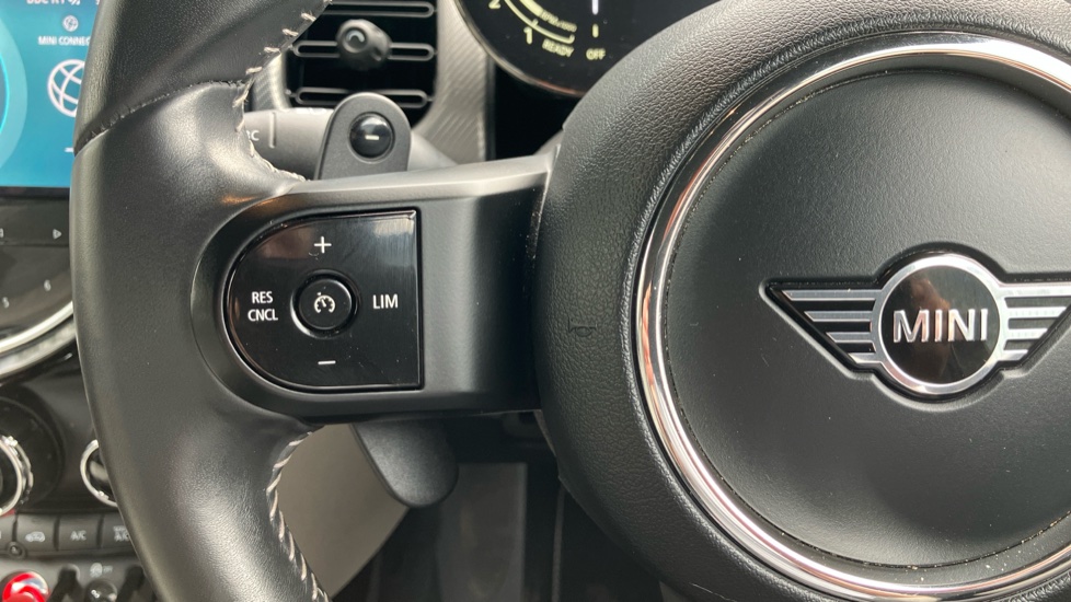 MINI Hatchback 2.0 Cooper S Exclusive 3dr Auto Petrol Hatchback - Image 17