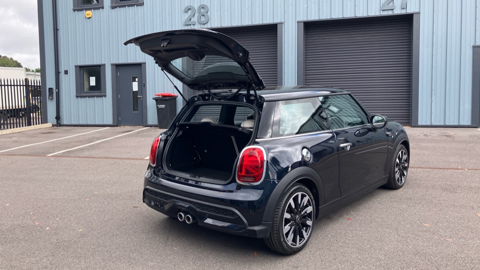 MINI Hatchback 2.0 Cooper S Exclusive 3dr Auto Petrol Hatchback - Image 41