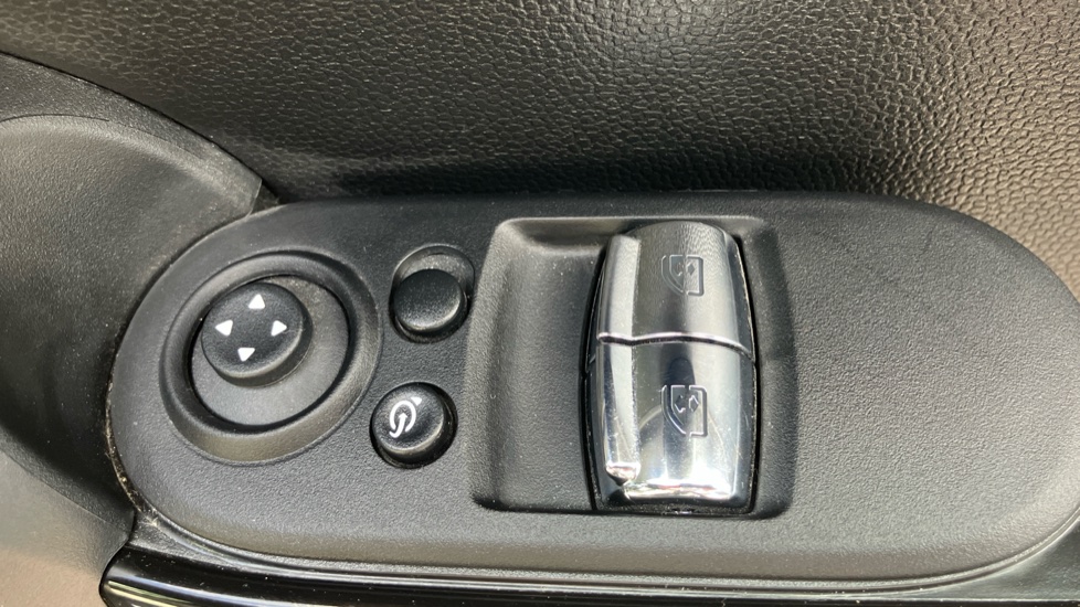 MINI Hatchback 2.0 Cooper S Exclusive 3dr Auto Petrol Hatchback - Image 50
