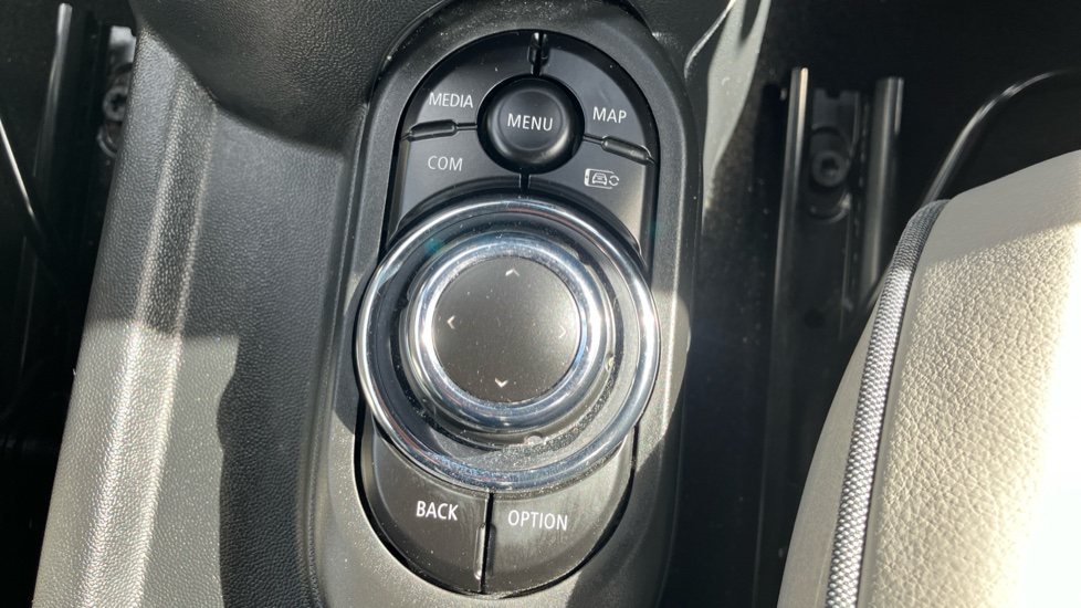 MINI Hatchback 2.0 Cooper S Exclusive 3dr Auto Petrol Hatchback - Image 61