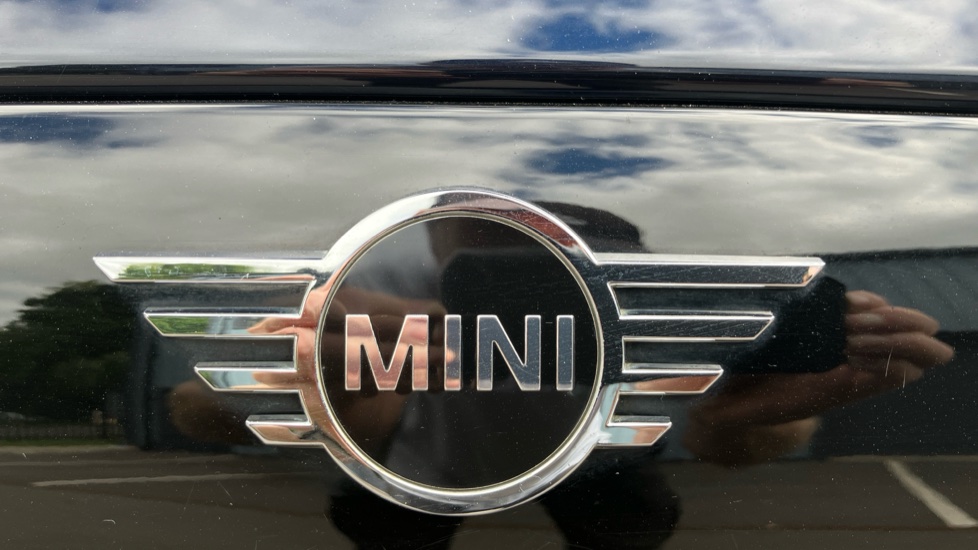 MINI Hatchback 2.0 Cooper S Exclusive 3dr Auto Petrol Hatchback - Image 70