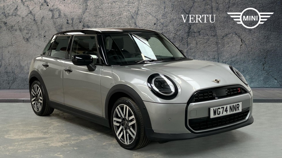 MINI Cooper 2.0 S Classic 5dr Auto Petrol Hatchback - Image 1