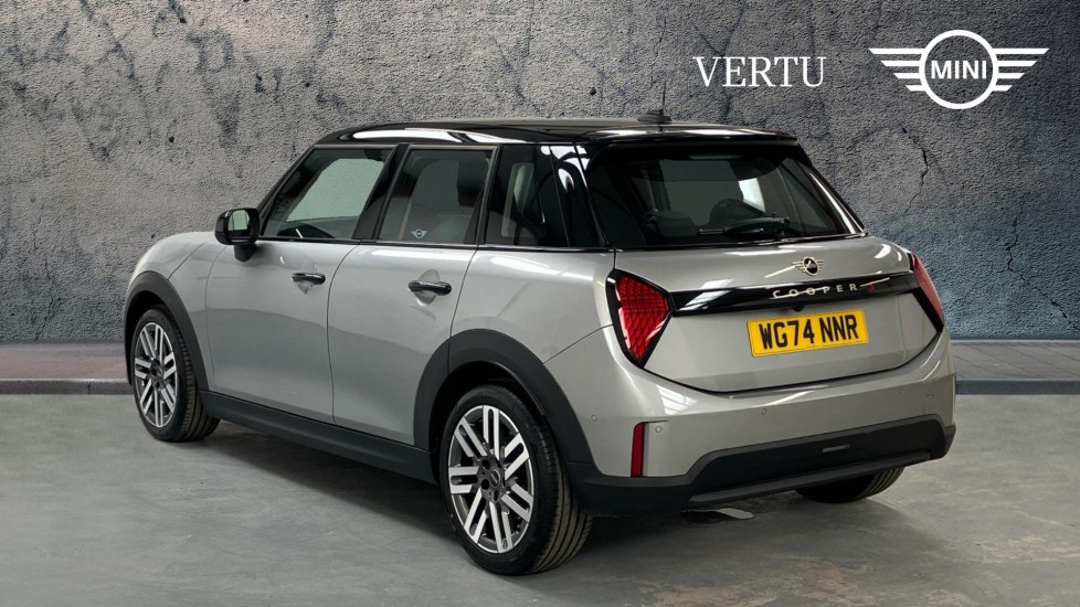MINI Cooper 2.0 S Classic 5dr Auto Petrol Hatchback - Image 2