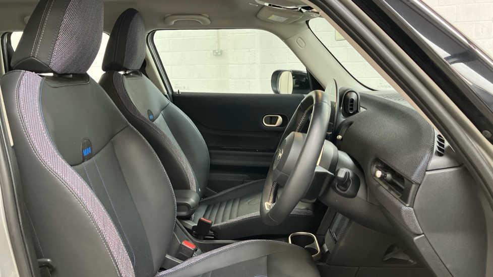 MINI Cooper 2.0 S Classic 5dr Auto Petrol Hatchback - Image 11