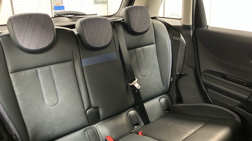 MINI Cooper 2.0 S Classic 5dr Auto Petrol Hatchback - Image 12