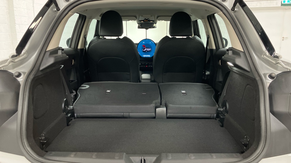 MINI Cooper 2.0 S Classic 5dr Auto Petrol Hatchback - Image 41