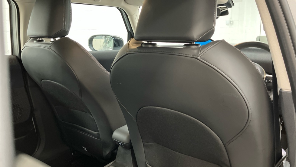 MINI Cooper 2.0 S Classic 5dr Auto Petrol Hatchback - Image 46