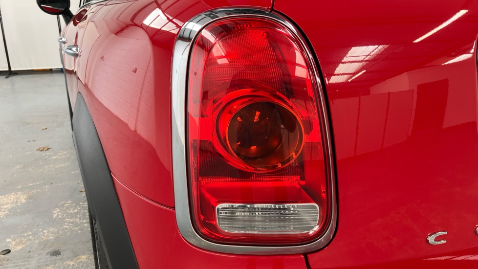 MINI Countryman 1.5 Cooper Exclusive 5dr Petrol Hatchback - Image 22