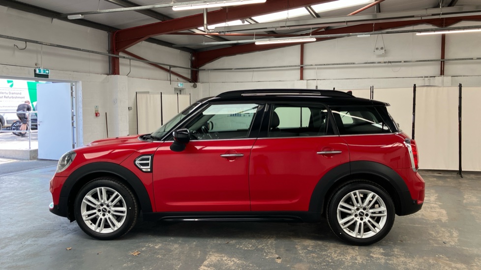 MINI Countryman 1.5 Cooper Exclusive 5dr Petrol Hatchback - Image 29