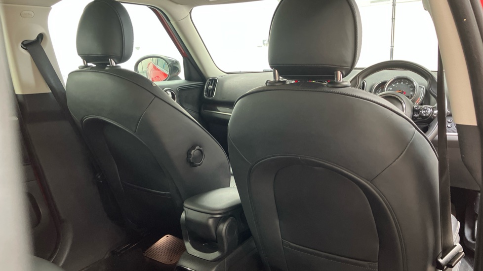 MINI Countryman 1.5 Cooper Exclusive 5dr Petrol Hatchback - Image 47