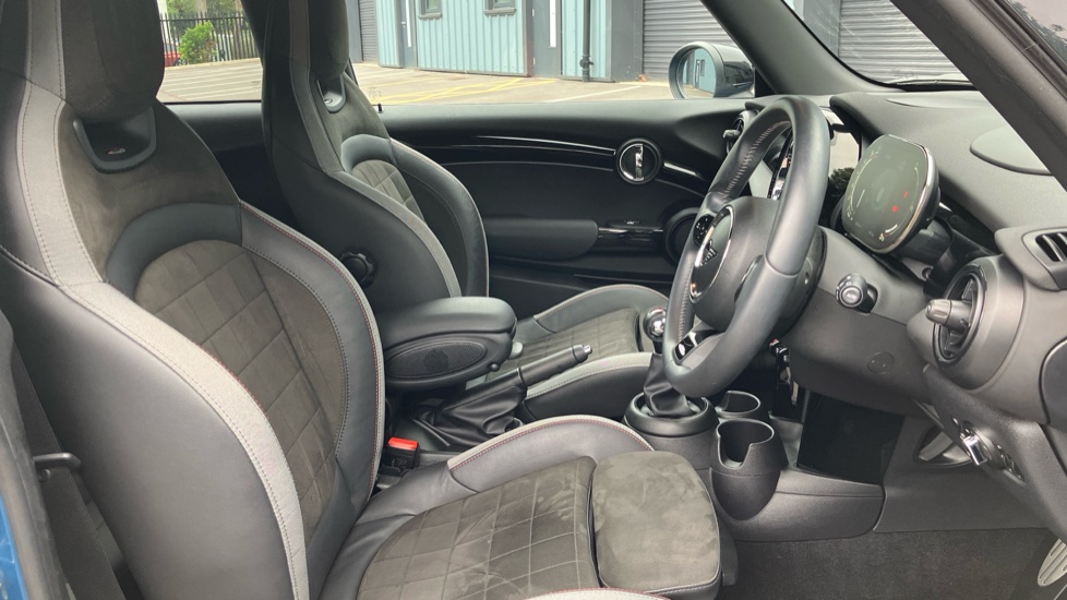MINI Hatchback 2.0 Cooper S Sport 3dr Auto Petrol Hatchback - Image 11
