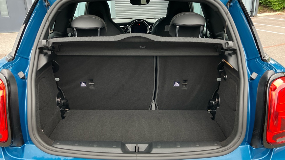 MINI Hatchback 2.0 Cooper S Sport 3dr Auto Petrol Hatchback - Image 13