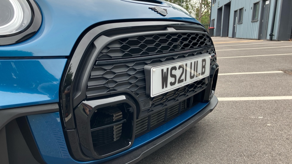 MINI Hatchback 2.0 Cooper S Sport 3dr Auto Petrol Hatchback - Image 27