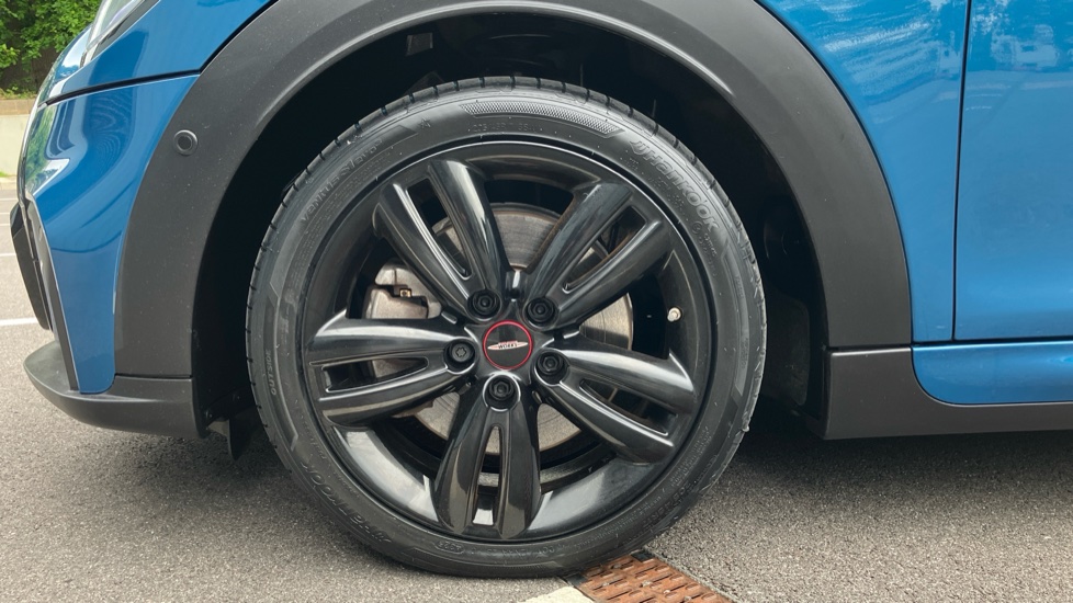 MINI Hatchback 2.0 Cooper S Sport 3dr Auto Petrol Hatchback - Image 30