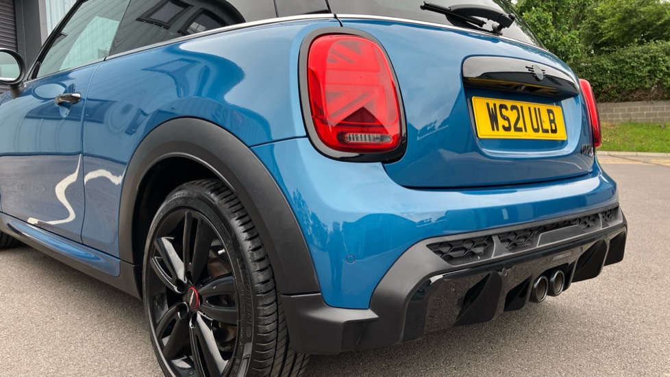 MINI Hatchback 2.0 Cooper S Sport 3dr Auto Petrol Hatchback - Image 36