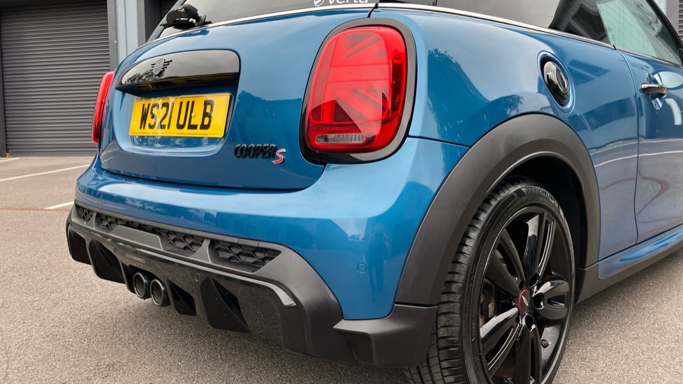 MINI Hatchback 2.0 Cooper S Sport 3dr Auto Petrol Hatchback - Image 37