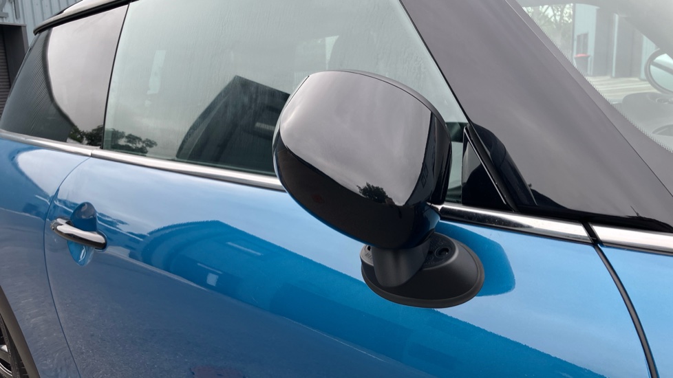 MINI Hatchback 2.0 Cooper S Sport 3dr Auto Petrol Hatchback - Image 50