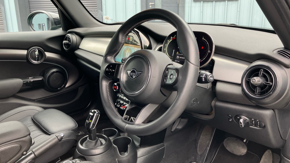 MINI Hatchback 1.5 Cooper Exclusive 5dr Auto Petrol Hatchback - Image 6