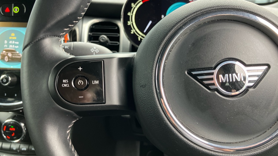 MINI Hatchback 1.5 Cooper Exclusive 5dr Auto Petrol Hatchback - Image 17