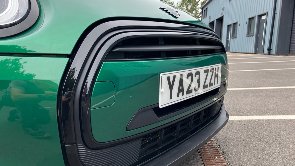 MINI Hatchback 1.5 Cooper Exclusive 5dr Auto Petrol Hatchback - Image 25