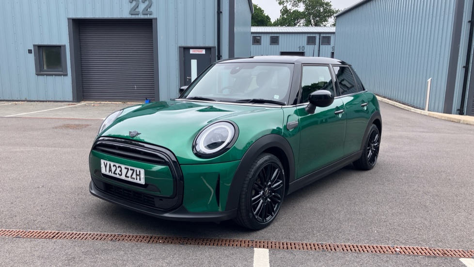 MINI Hatchback 1.5 Cooper Exclusive 5dr Auto Petrol Hatchback - Image 26