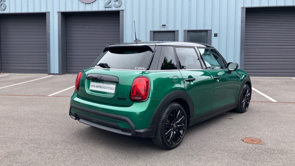 MINI Hatchback 1.5 Cooper Exclusive 5dr Auto Petrol Hatchback - Image 31