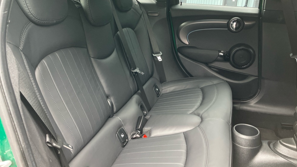 MINI Hatchback 1.5 Cooper Exclusive 5dr Auto Petrol Hatchback - Image 44