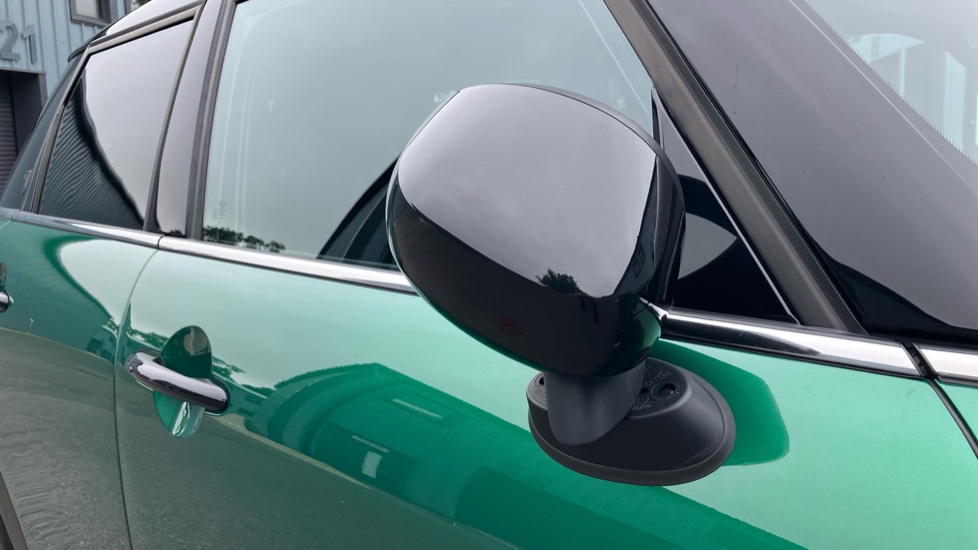 MINI Hatchback 1.5 Cooper Exclusive 5dr Auto Petrol Hatchback - Image 49