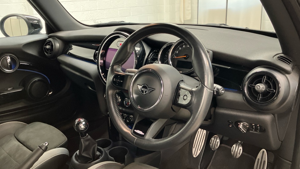 MINI Hatchback 1.5 Cooper Sport 3dr Petrol Hatchback - Image 6