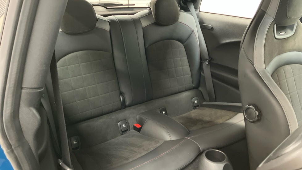 MINI Hatchback 1.5 Cooper Sport 3dr Petrol Hatchback - Image 12