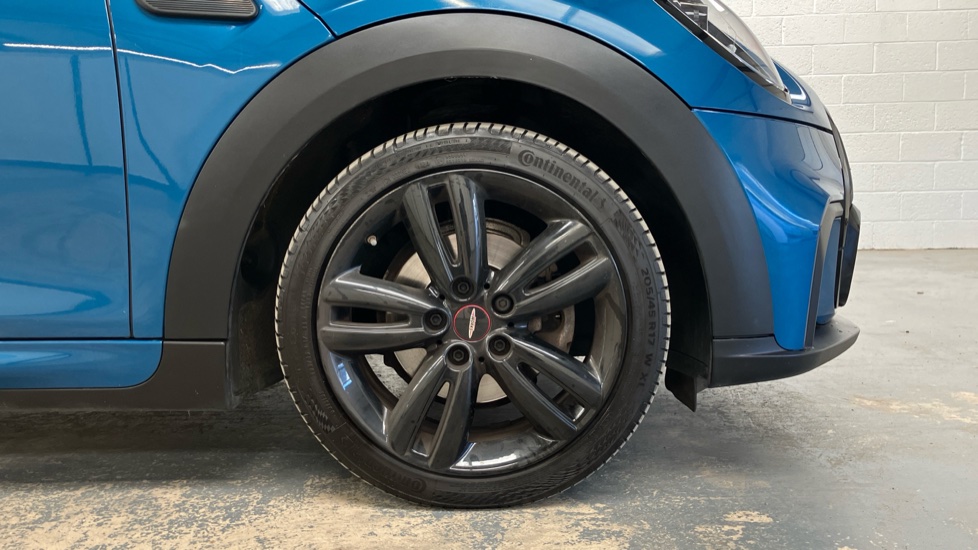 MINI Hatchback 1.5 Cooper Sport 3dr Petrol Hatchback - Image 14
