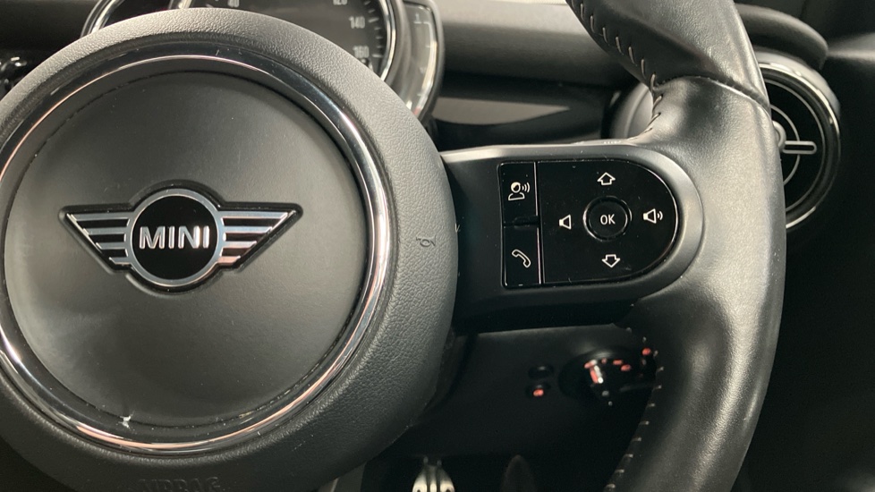 MINI Hatchback 1.5 Cooper Sport 3dr Petrol Hatchback - Image 18