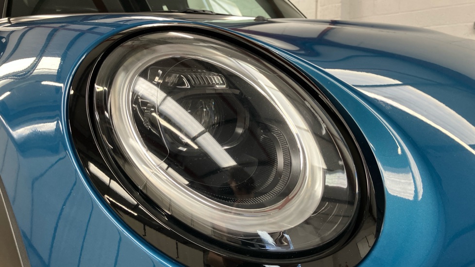 MINI Hatchback 1.5 Cooper Sport 3dr Petrol Hatchback - Image 23