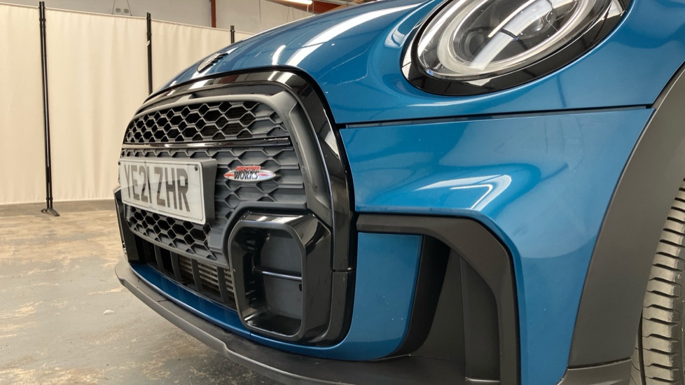 MINI Hatchback 1.5 Cooper Sport 3dr Petrol Hatchback - Image 32