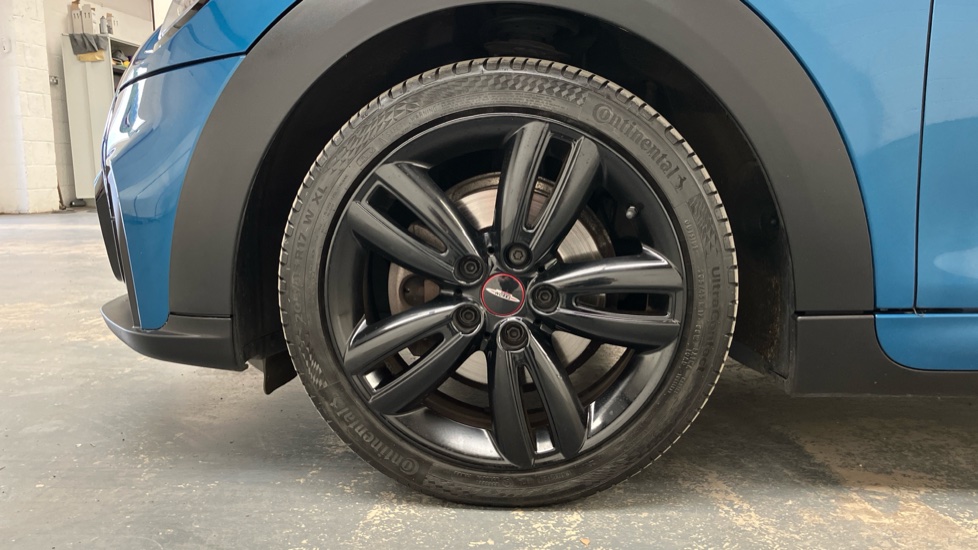 MINI Hatchback 1.5 Cooper Sport 3dr Petrol Hatchback - Image 33