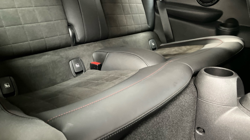 MINI Hatchback 1.5 Cooper Sport 3dr Petrol Hatchback - Image 37