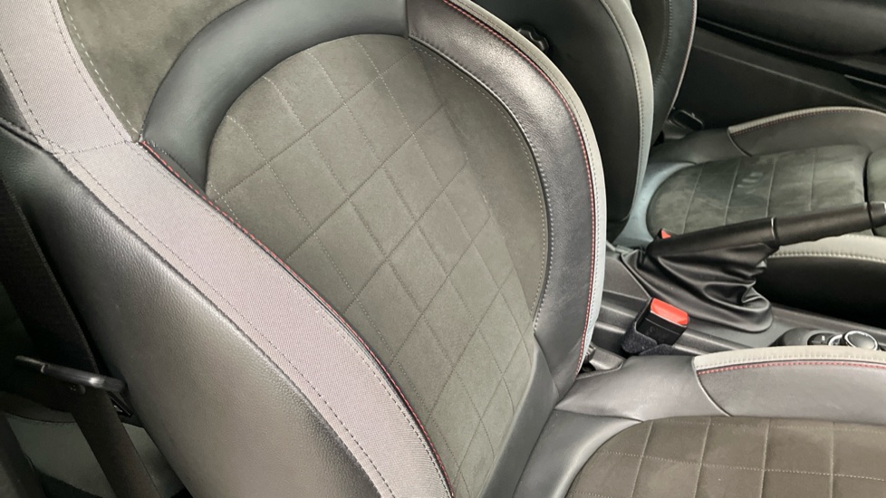 MINI Hatchback 1.5 Cooper Sport 3dr Petrol Hatchback - Image 43