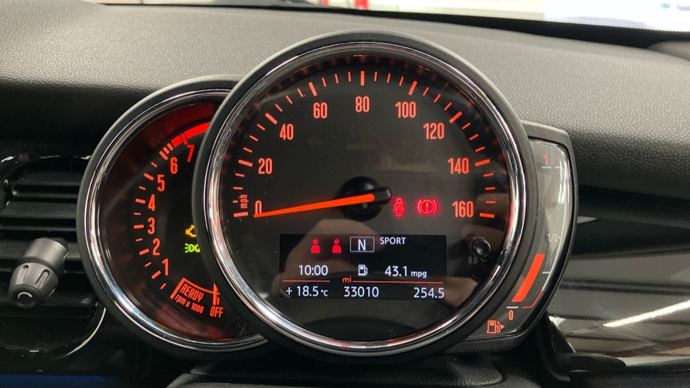 MINI Hatchback 1.5 Cooper Sport 3dr Petrol Hatchback - Image 59