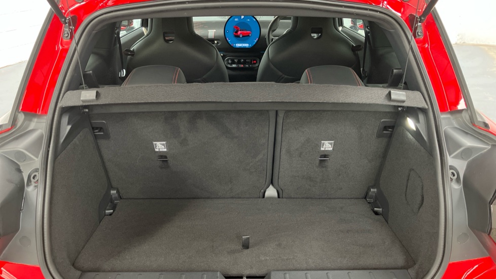 MINI Cooper 160kW SE Sport 54kWh 3dr Auto Electric Hatchback - Image 13