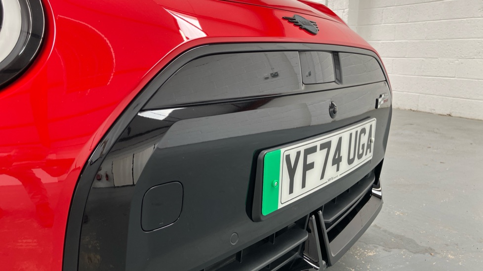 MINI Cooper 160kW SE Sport 54kWh 3dr Auto Electric Hatchback - Image 27