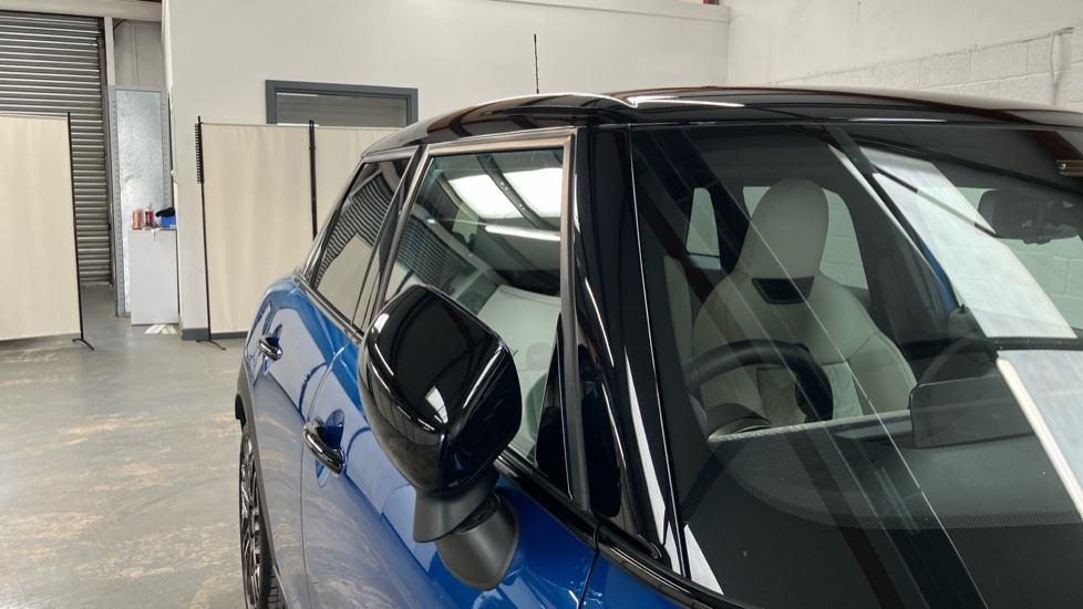 MINI Cooper 1.5 C Exclusive 5dr Auto Petrol Hatchback - Image 26