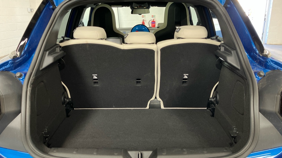 MINI Cooper 1.5 C Exclusive 5dr Auto Petrol Hatchback - Image 29
