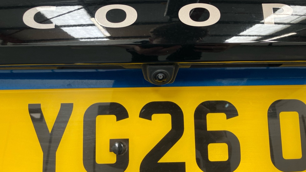 MINI Cooper 1.5 C Exclusive 5dr Auto Petrol Hatchback - Image 32