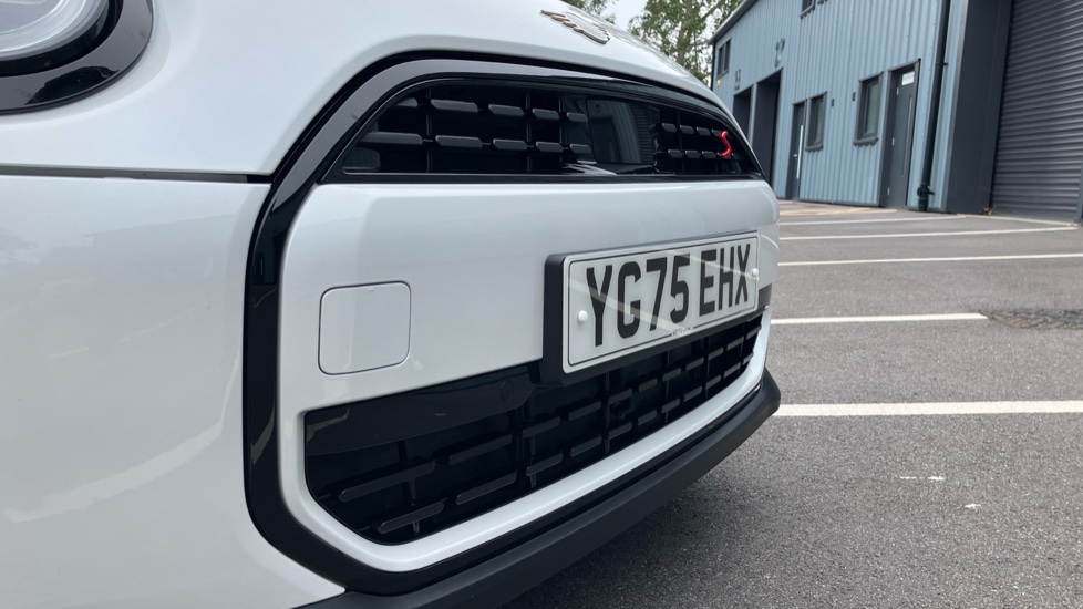 MINI Cooper 2.0 S Classic [Level 2] 5dr Auto Petrol Hatchback - Image 31