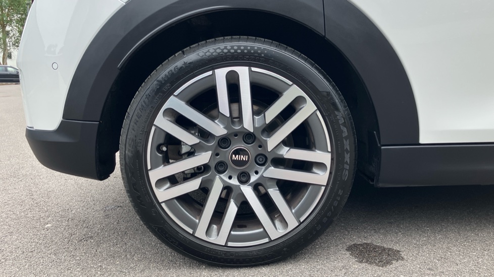 MINI Cooper 2.0 S Classic [Level 2] 5dr Auto Petrol Hatchback - Image 38